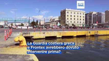 Télécharger la video: Tragedia dei migranti in Grecia: cresce la protesta contro Frontex e Guardia Costiera greca