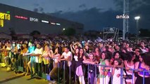 Antalya'da Gençler Yüksek Sadakat Konseriyle Stres Attı