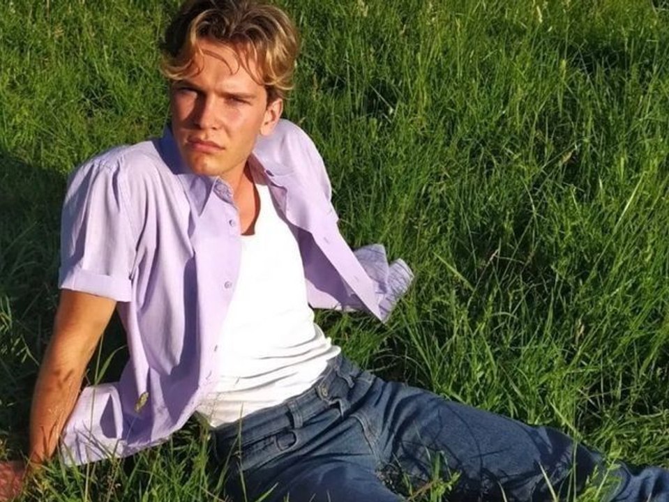 "Ça m'a toujours fait rêver mais..." : après l'échec de La Zarra à l'Eurovision, Louis Albi ne veut pas représenter la France pour le moment e...