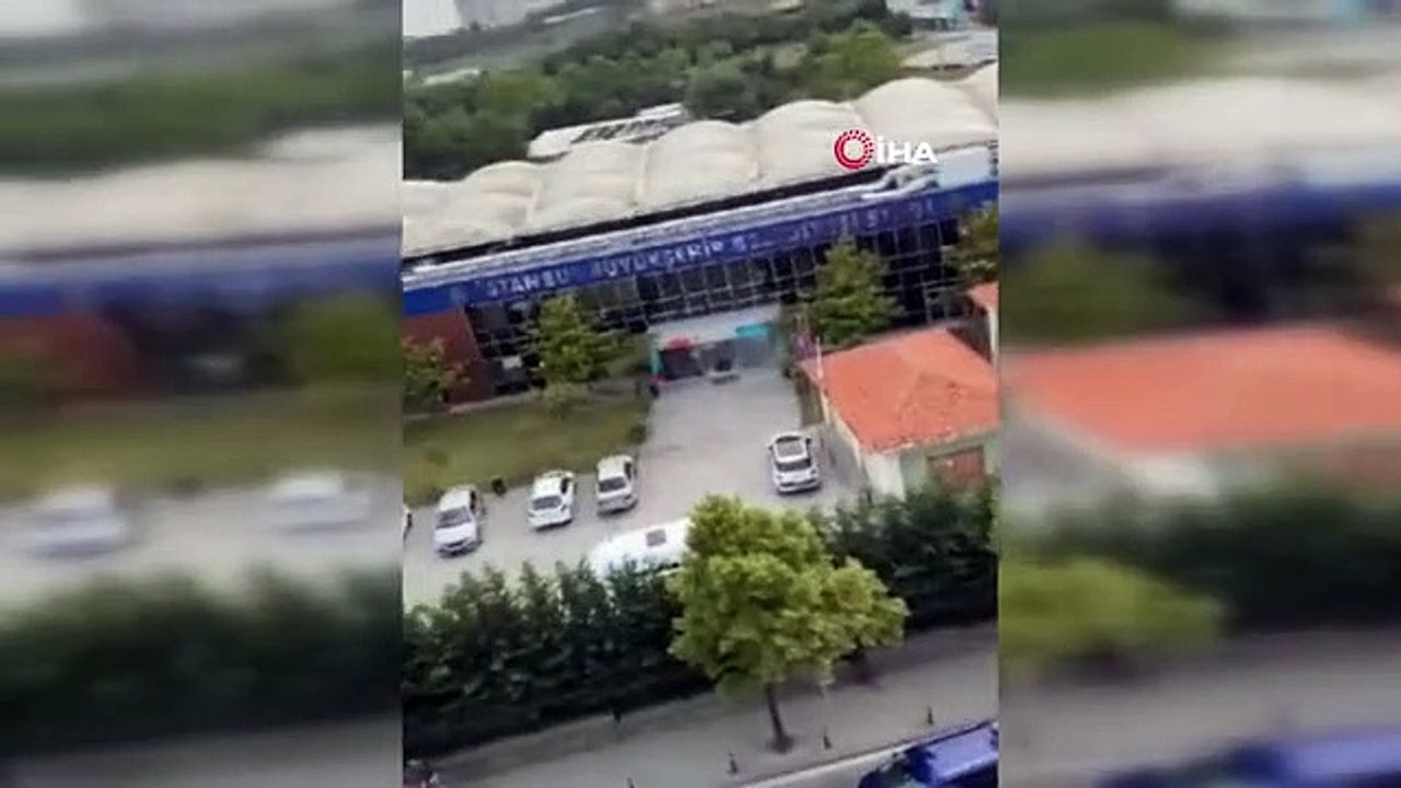 Bayrampaşa'da Amatör Futbol Maçında Kavga Çıktı: Polis Havaya Ateş Açtı