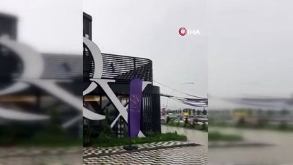 Başkentte sağanak yağış etkili oluyor