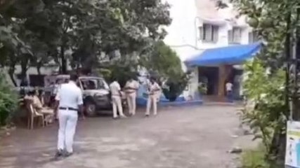 স্ত্রী উপর রাগ ! রাতেই বাড়িতে এই ভয়ংকর কাণ্ড, প্রাণের ভয়ে লুকালো পরিবারের সকলে