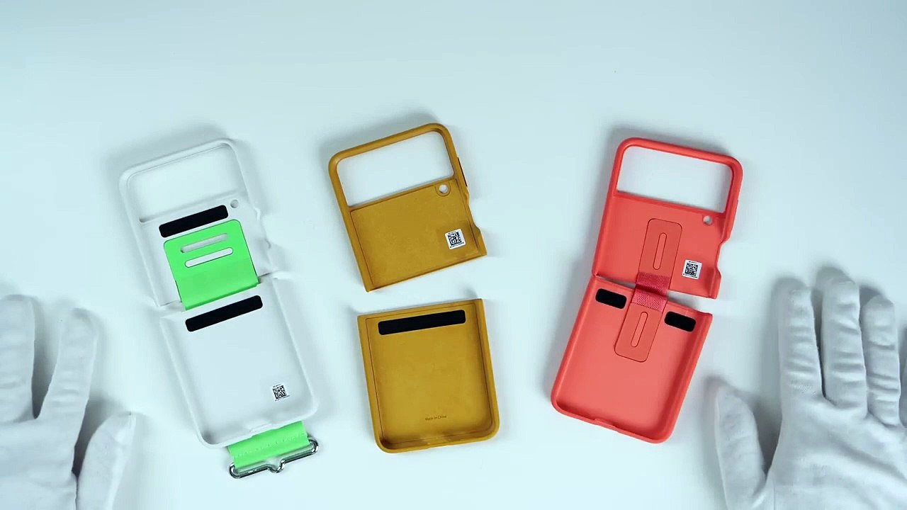 Samsung Galaxy Z Fold3 - Best Foldable Phone for Gaming_ (Unboxing + Gameplay)