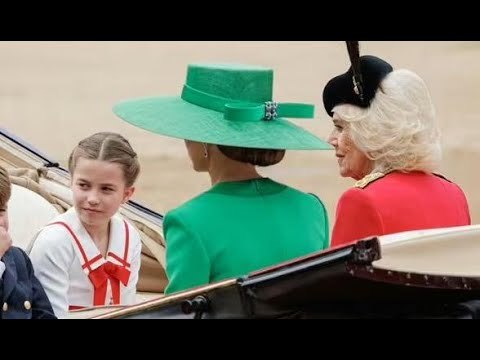 Les fans repèrent deux détails cachés dans la tenue Trooping the Colour de Kate qui ont l'air si ro