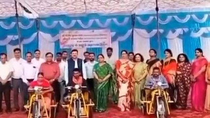 सिंगरौली: NTPC पहुंचे मानव संसाधन निदेशक,दिव्यांगों के चेहरे पर लाए ख़ुशी