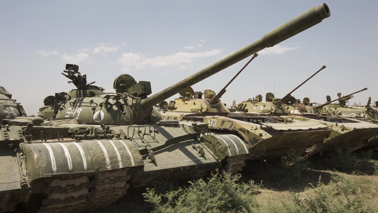 Riesige Explosion: Russen greifen mit Kamikaze-Panzern an