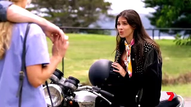 Home and Away Spoilers – Mercedes and Remi kiss!