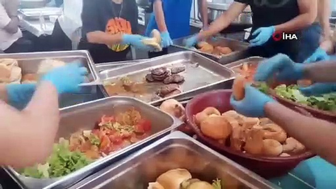 Événement semblable à un festival pour les surv...