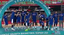 SPOR Anadolu Efes'in şampiyonluk kupasını alma görüntüleri