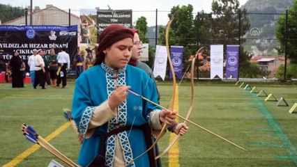 KÜTAHYA - Geleneksel okçuluk sporcuları Hezar Dinari Kupası'nda yarıştı