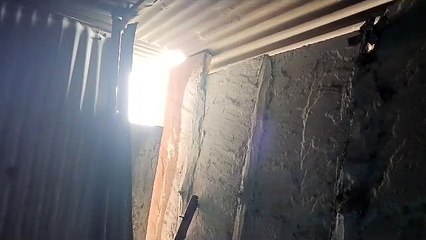 Thieves broke into the mandi merchant's shop by breaking the cover, stole money