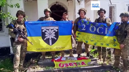 Ucrania | La bandera ucraniana ondea en la octava localidad reconquistada