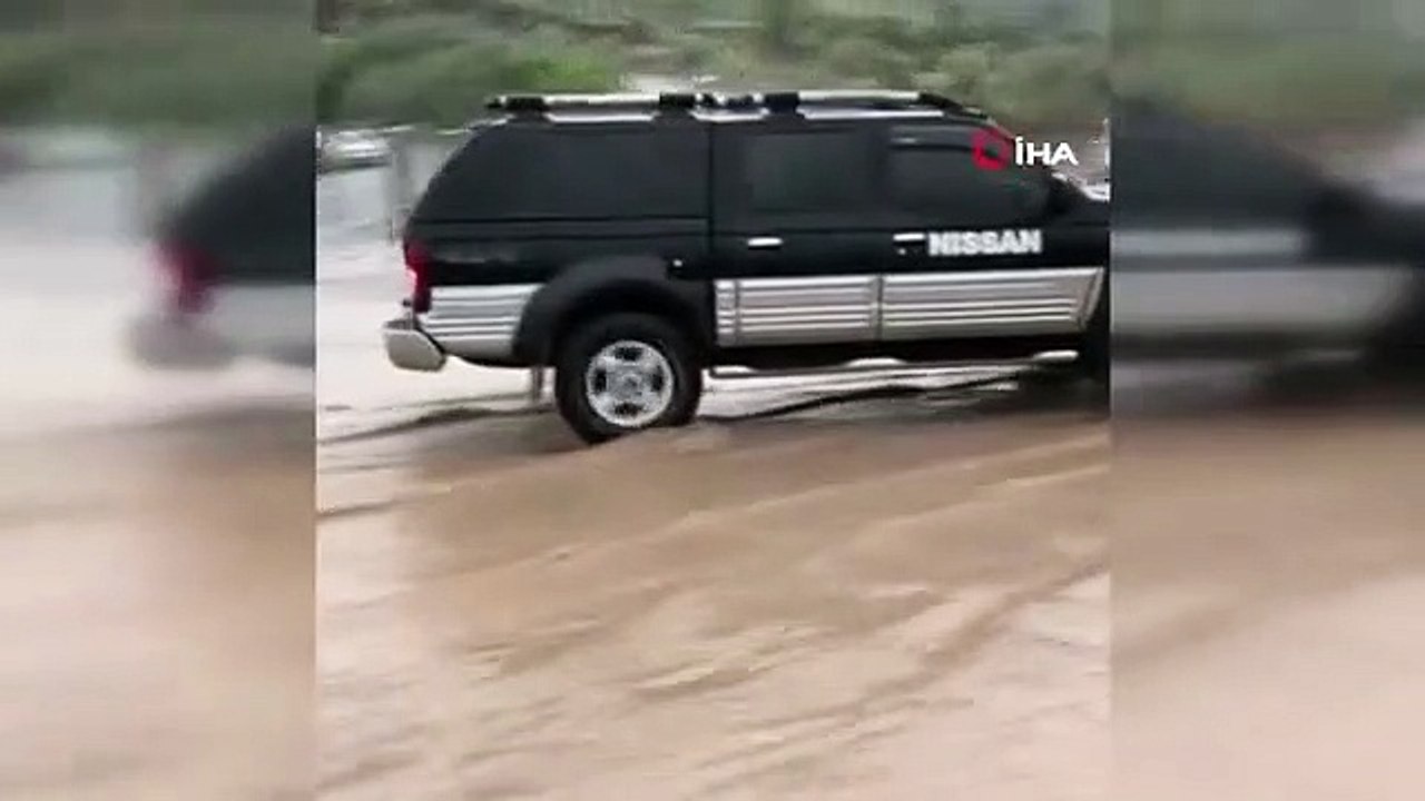 L'autoroute Nevşehir-Aksaray fermée aux transports en raison des inondations