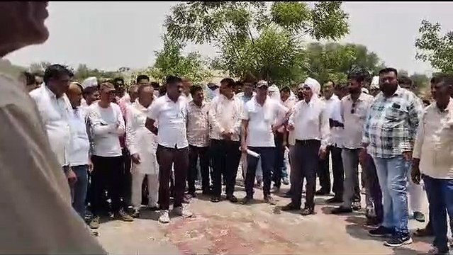 बीएलओ के कार्य बहिष्कार करने पर निर्वाचन अधिकारी के नोटिस का विरोध