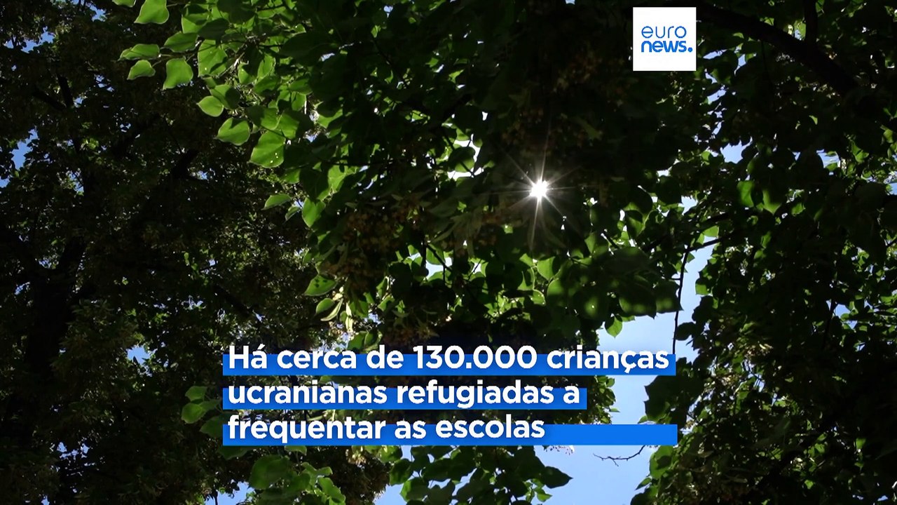 Migrantes ajudam crianças ucranianas a aprender polaco