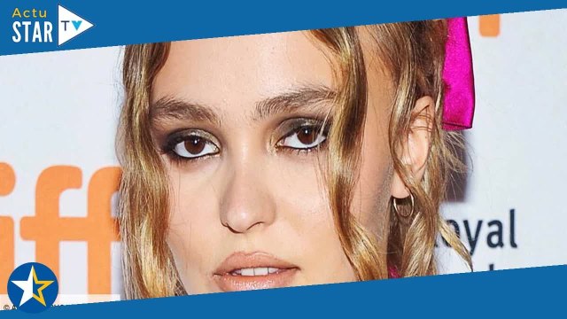 Lily-Rose Depp a-t-elle été « dérangée par la nudité » ? Elle se confie sur les scènes osées de The