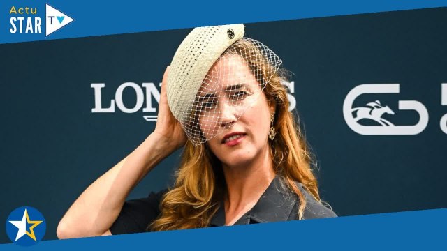 Vahina Giocante très amoureuse non loin d'Anne Brochet, l'ex de Gad Elmaleh pose pour la 1ère fois a