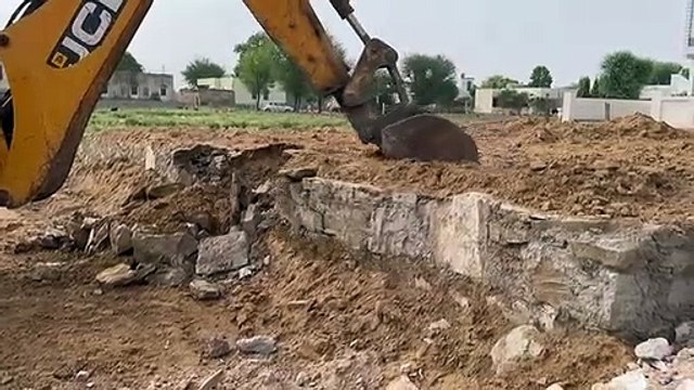 जेडीए प्रवर्तन दस्ते की कार्रवाई : द्वारकापुरी में दो मंजिला अवैध व्यावसायिक इमारत सील