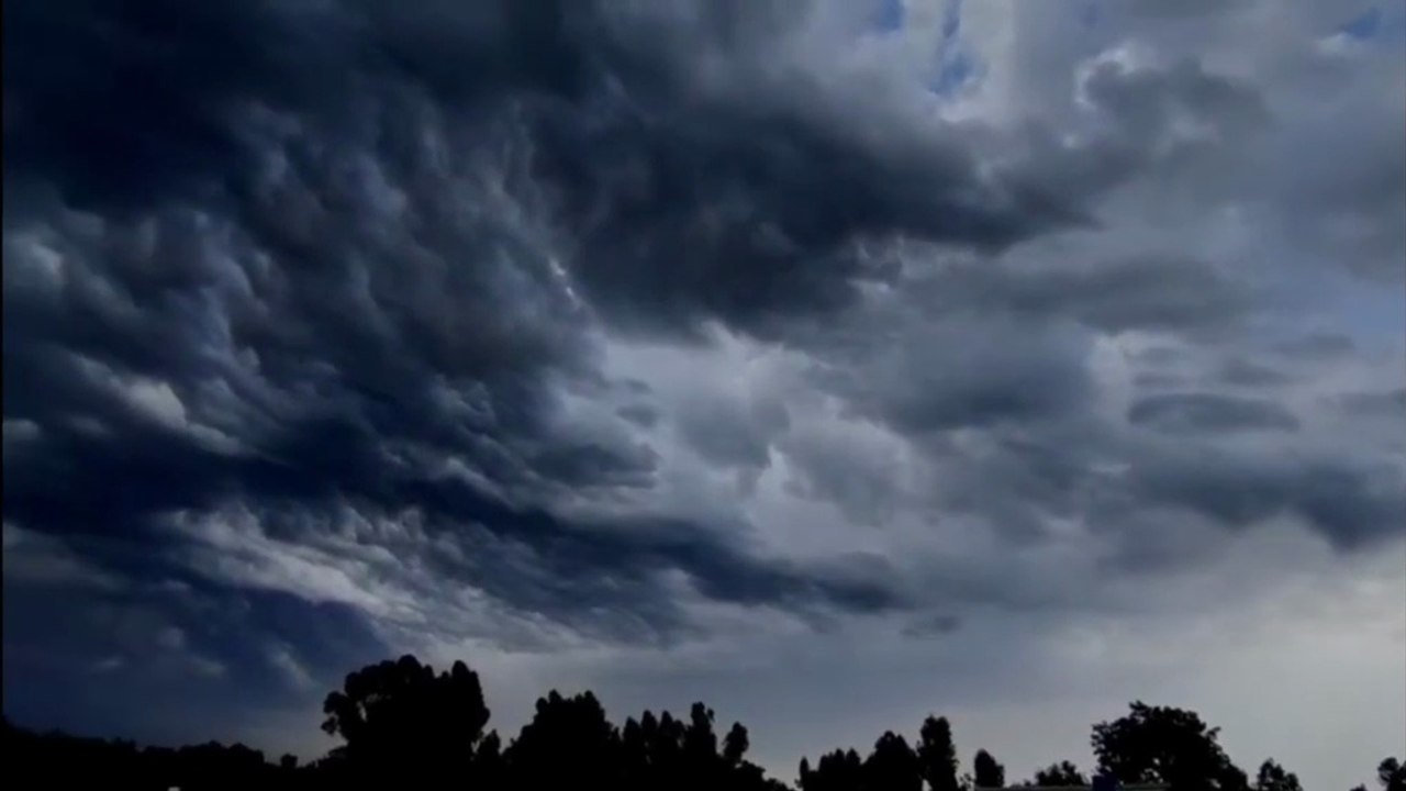 Eid Weather Update  Extreme Heatwave  Rain Expected  Pakistan Weather Report  Mosmi Khabrain