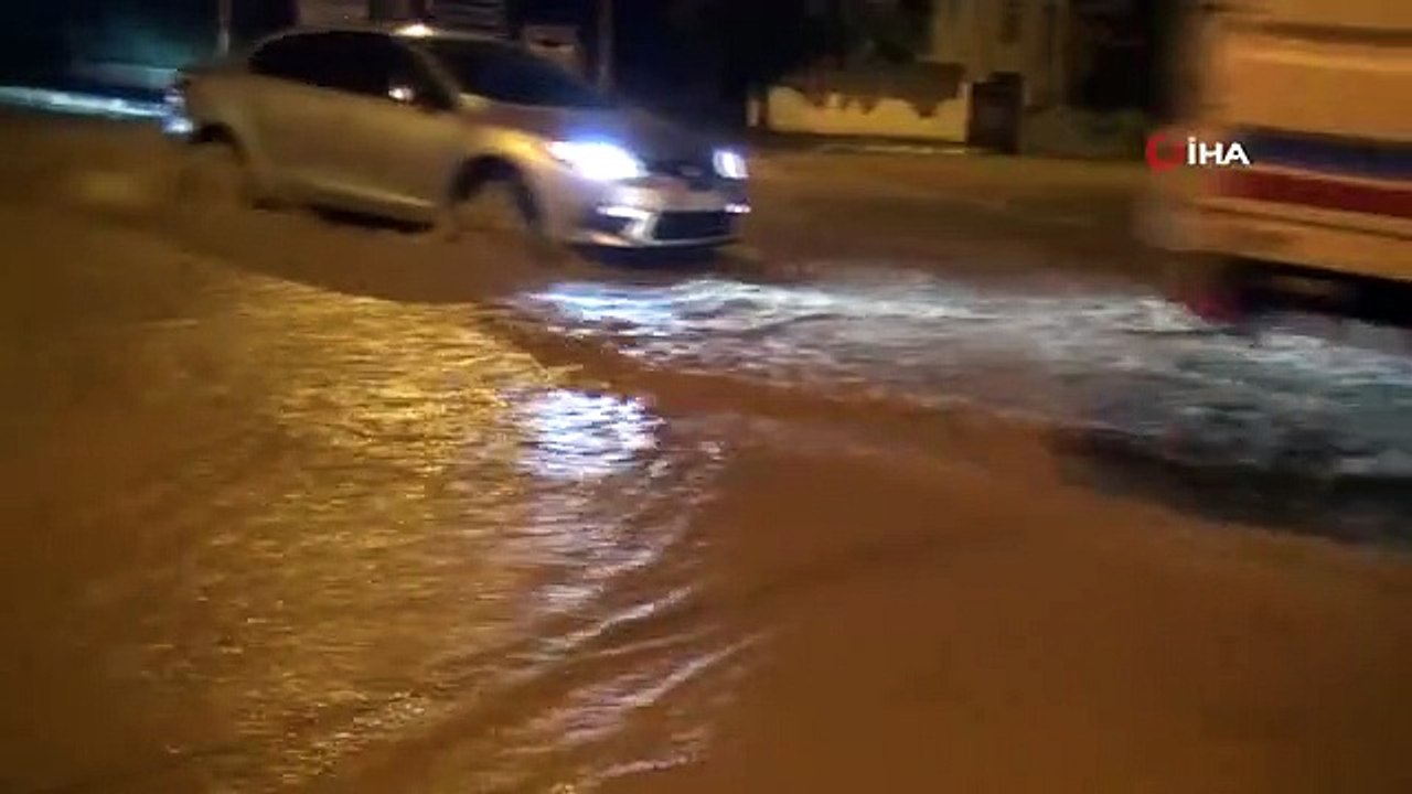 Hendek'te Şiddetli Sağanak Yağış hayatı olumsuz etkiliyor