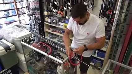 100 kiloluk orkinosu zıpkınla avladı! O anlar kamerada