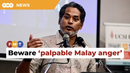 Скачать видео: Khairy downplays ‘green wave’, says Malays just unhappy