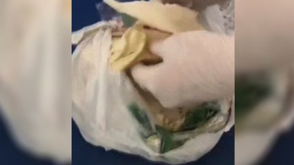 Lavaş ekmek arasında uyuşturucu: 2 şüpheli tutuklandı
