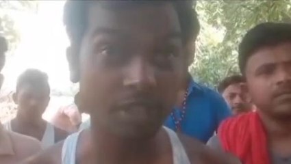 पूर्वी चंपारण: फैक्ट्री का केमिकल युक्त पानी पीने से मर रहे मवेशी, ग्रामीणों ने किया विरोध प्रदर्शन