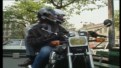 Commissaire moulin _ corvée de bois film policer complet en français