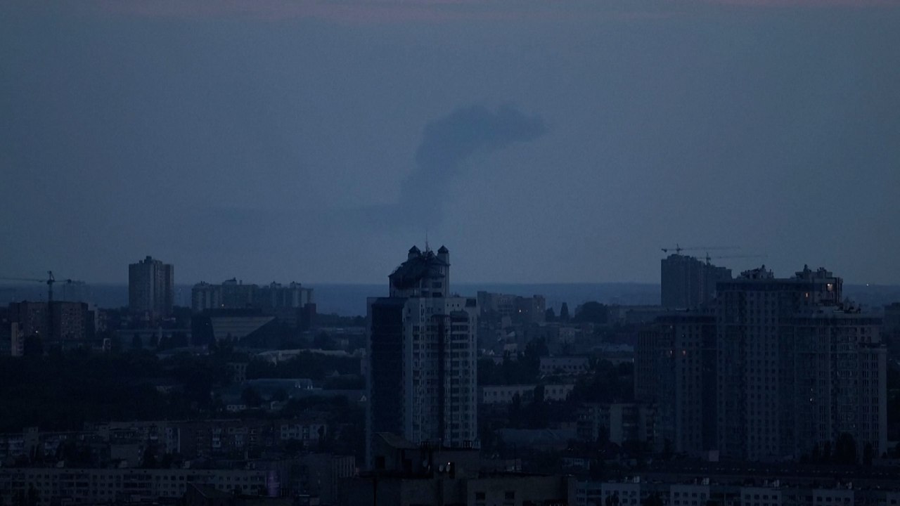 Sirenas en Kiev: Rusia lanza un ataque aéreo nocturno contra Ucrania