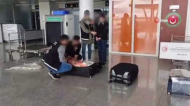 İstanbul ve Sivas'ta 6 bin 500 paket kaçak elektronik sigara tütünü ele geçirildi
