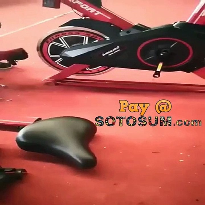 2023 Exercise Bike Home Indoor LED Display Spinning Bicycle Sports Pedal Cycling Bikes Trainer 150kg Load Fitness Gear Gym Equipment