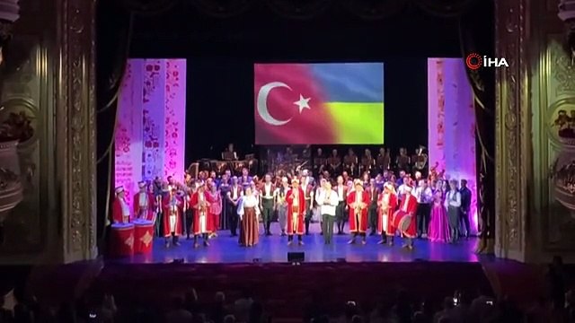 Türkiye ve Ukrayna'nın kültürel değerleri aynı sahnede buluştu