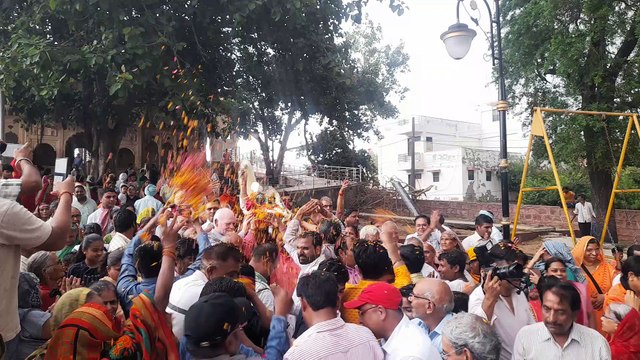 जगन्नाथपुरी की तर्ज पर भरतपुर में भी निकलती है बांकेबिहारी जी की रथयात्रा... जानने के लिए पढ़े पूरी खबर