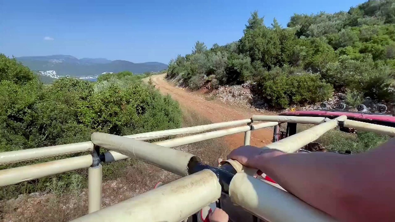 British tourists in Turkey "shaken" after off-road vehicle breaks down on "cliff edge"