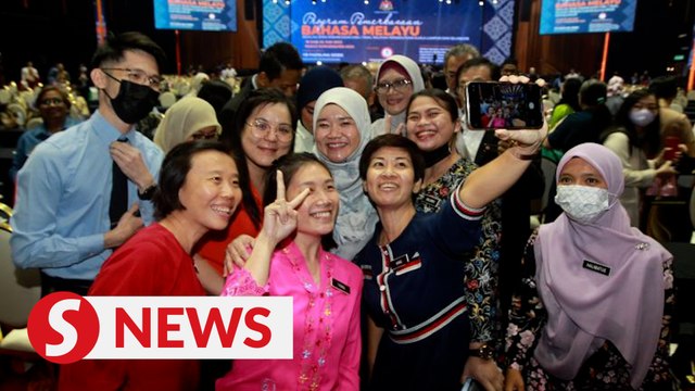 Education Minister denies SPM passing marks lowered