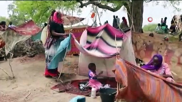 Sudan'da 500 Binden Fazla Kişi Ülkeyi Terk Etti, 2 Milyon Kişi de Yerinden Edildi