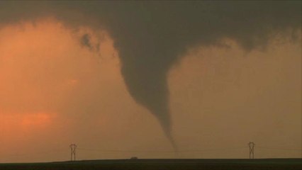 Les scientifiques cherchent à déterminer l'impact du changement climatique sur les tornade