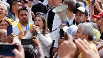 Oposición colombiana sale a las calles en contra del Gobierno del presidente Petro
