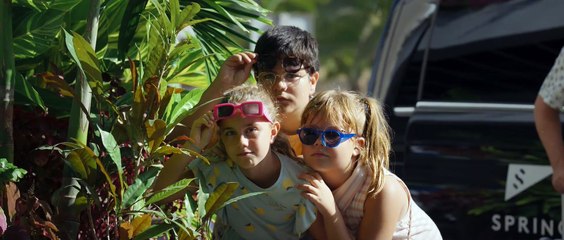 Vacaciones de verano - Tráiler oficial