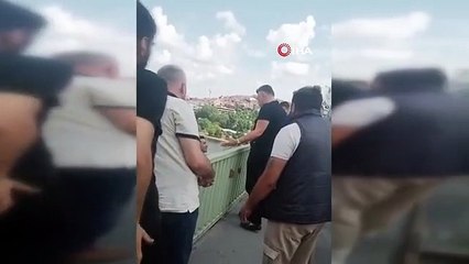 Nuri Alço a bloqué le jeune homme qui a tenté de se suicider dans la Corne d'Or