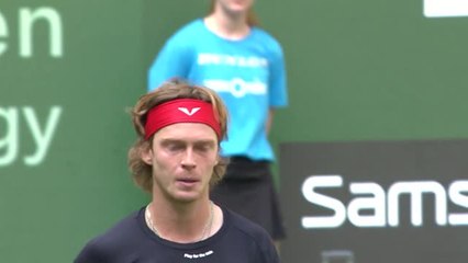 Halle - Rublev s'en sort en trois sets contre Wu