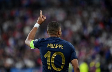 AR 20 MBAPPE RECORD VT