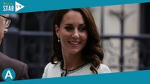 Kate Middleton angélique en Chanel : look inhabituel et cheveux bouclés pour une apparition inattend