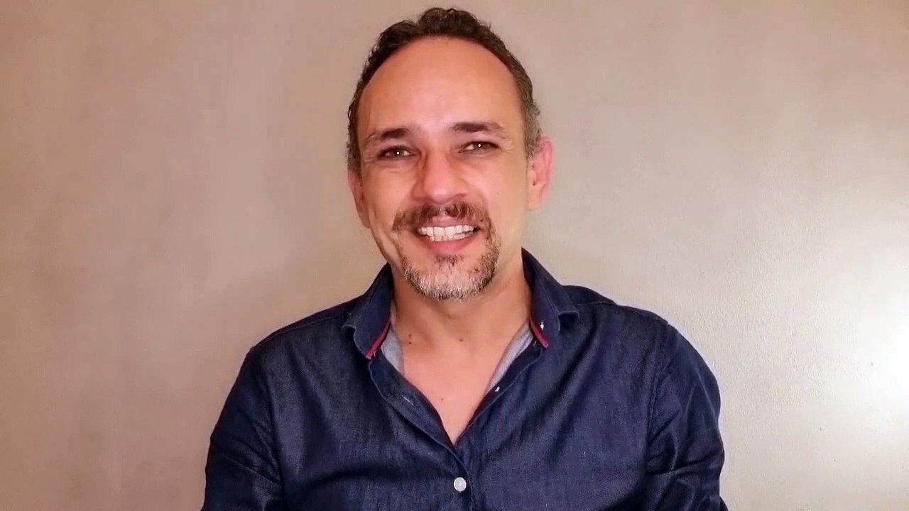 Apresentação (EN, ES e PT)