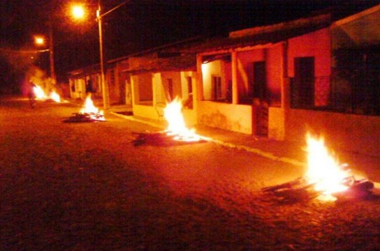 Tenente do Corpo de Bombeiros de Cajazeiras confirma que fogueiras juninas continuam sendo proibidas