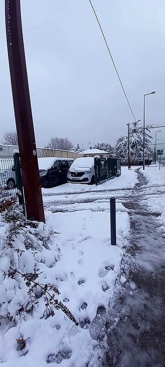 La France Sous la Neige  ☃️  Grenoble & Échirolles #Grenoble #Échirolles #Neige (28)