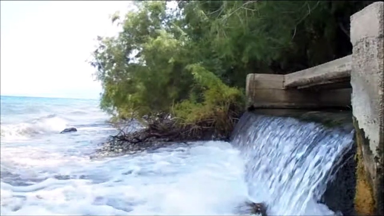 Sea Falls #1 / Kalamos Beach / Attica / Greece