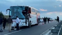 Denizli’de yolcu otobüsü ile TIR çarpıştı: 2 kişi öldü