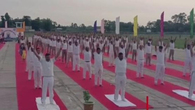 सुपौल : अंतर्राष्ट्रीय योग दिवस पर हवाई अड्डे पर एसएसबी 45 वी वाहिनी ने किया योगाभ्यास